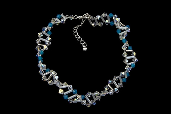 Náhrdelník DNA šroubovice Náhrdelník DNA šroubovice